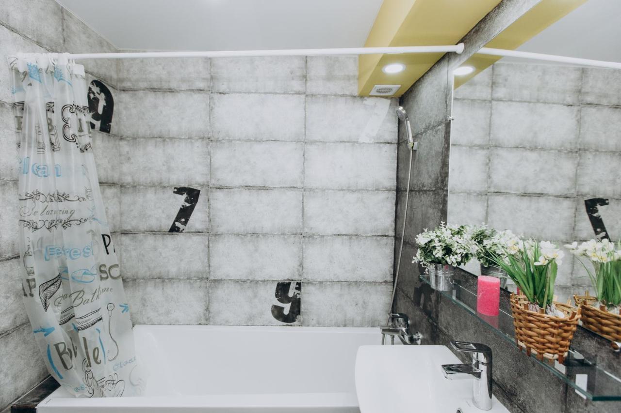 Luxury Apartments Neer Lavina Суми Екстер'єр фото